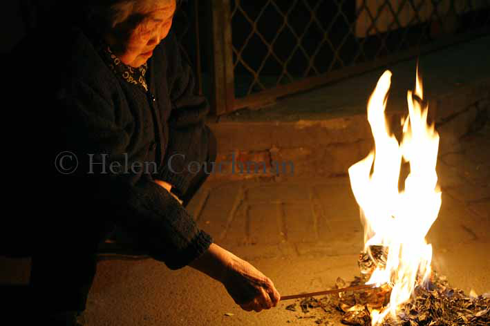 fire for the ansestors © Helen Couchman