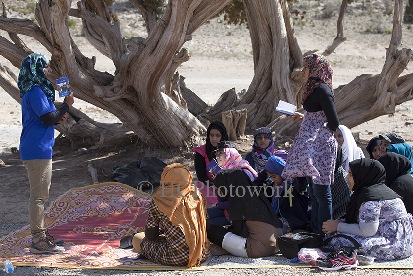 IMG_4524 Darsait School for Girls, Muscat, Oman. Outward Bound Oman. March 2014. © HCPhotowork